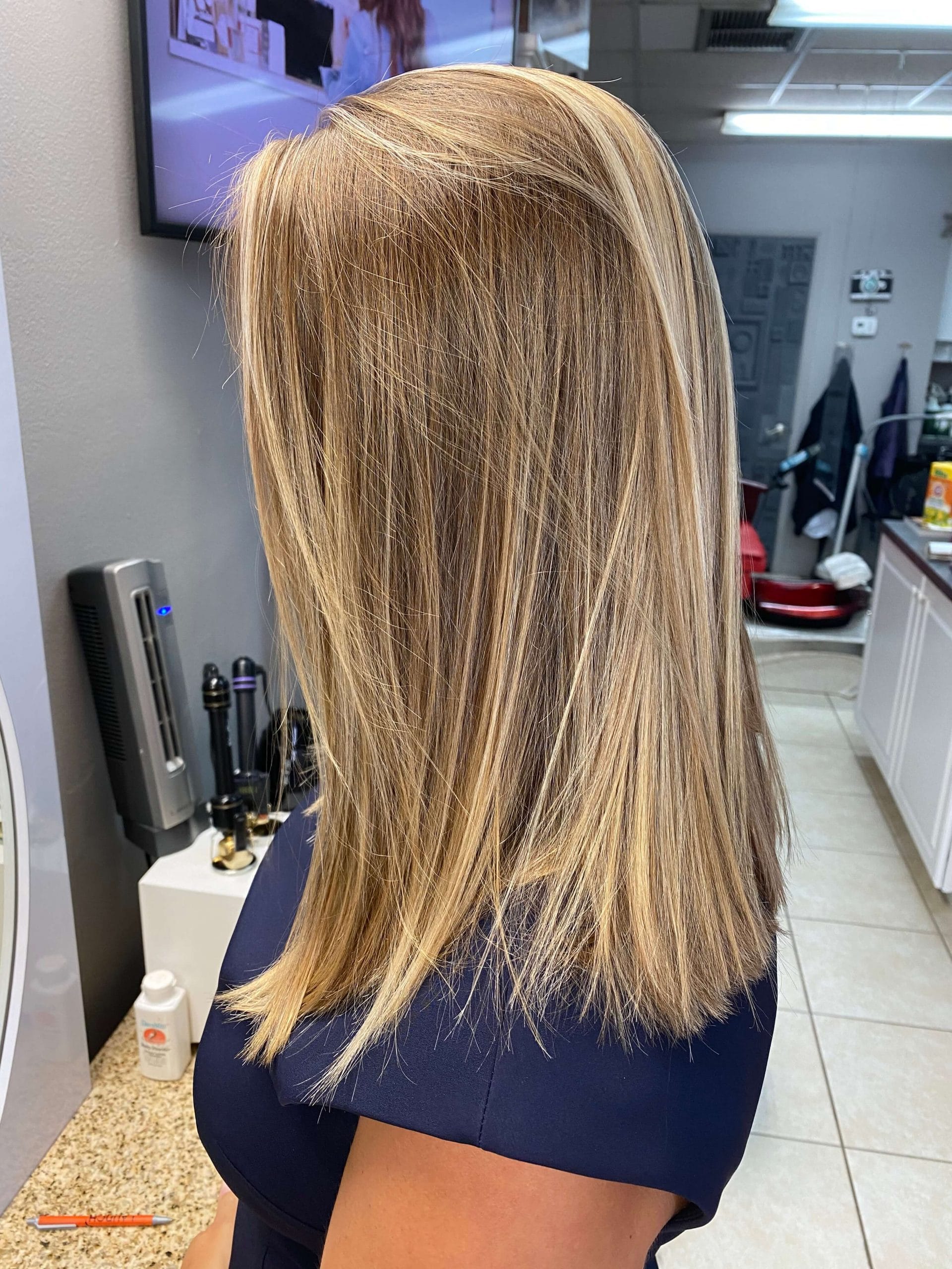 Lynn Stylist at Salon on Brevard